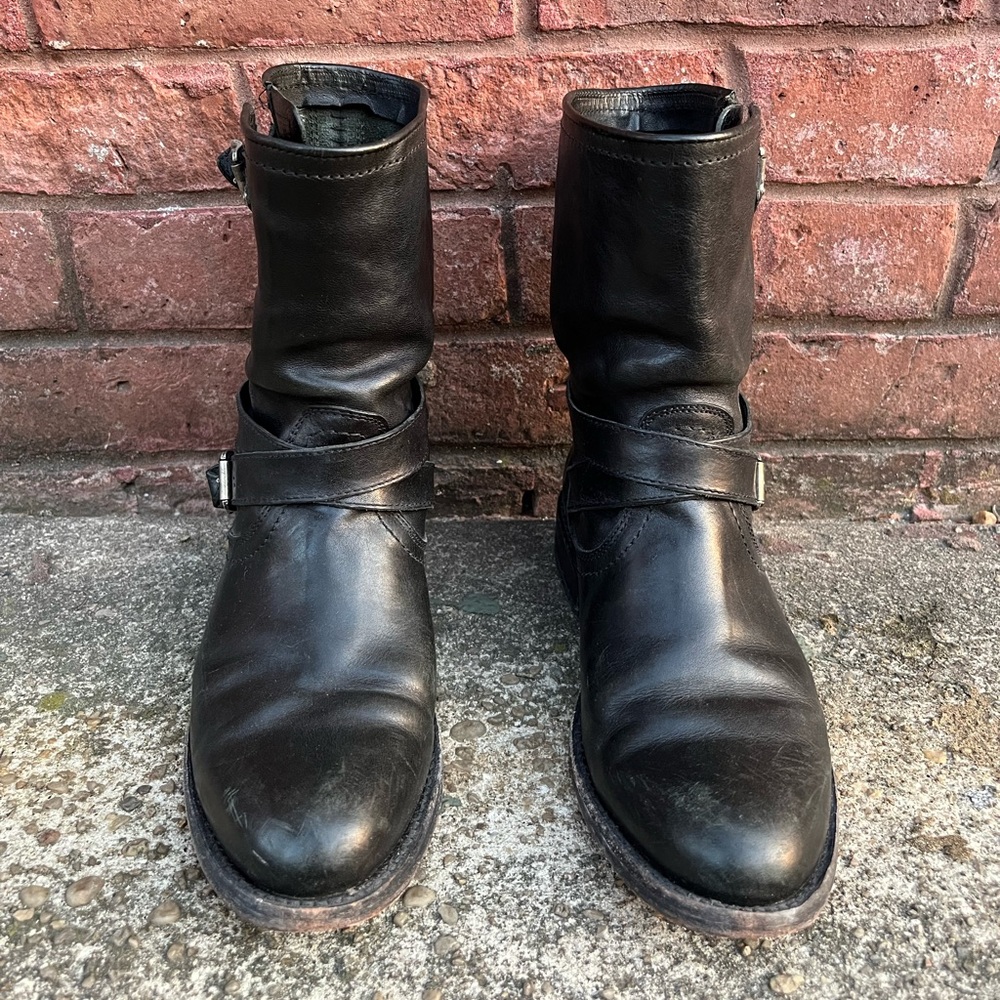 Frye Rand Engineer boot size 7